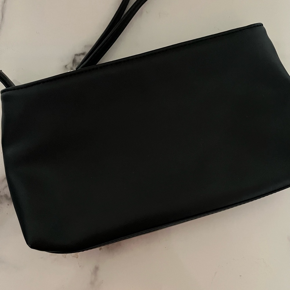 ๐๏ธ5โ for$25 SALES White House Black Market Clutch - Picture 6 of 12